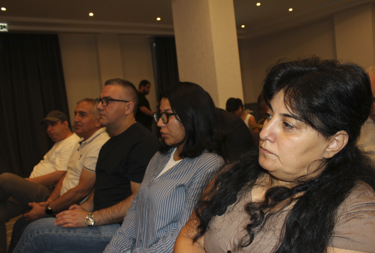 Bakıda saxta ehtiyat hissələri və paralel idxalın ölkəyə vurduğu zərərlər müzakirə edildi (FOTO/VİDEO)